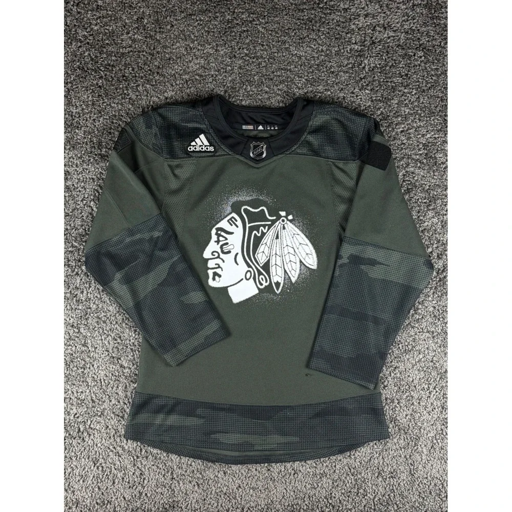 Adidas Chicago Blackhawks NHL Salute to Service Camo Jersey Green Mens 42